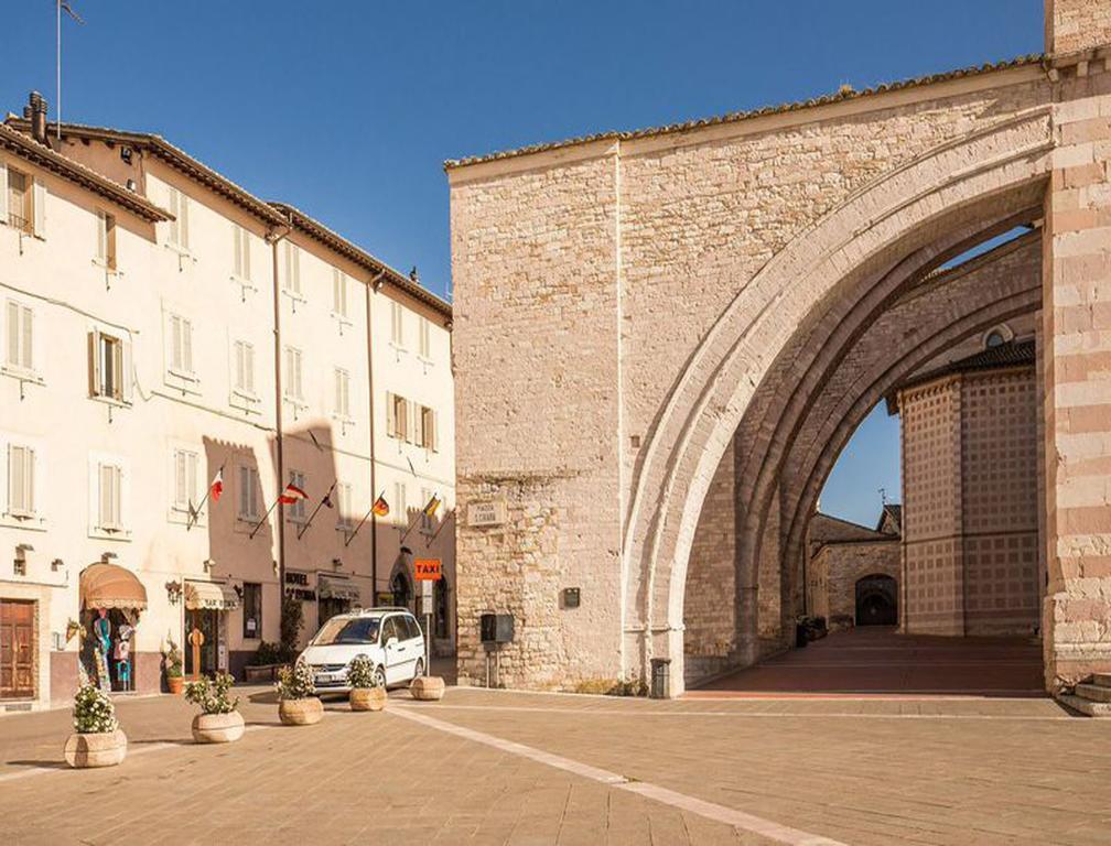 Hotel Roma Ασίζη Εξωτερικό φωτογραφία