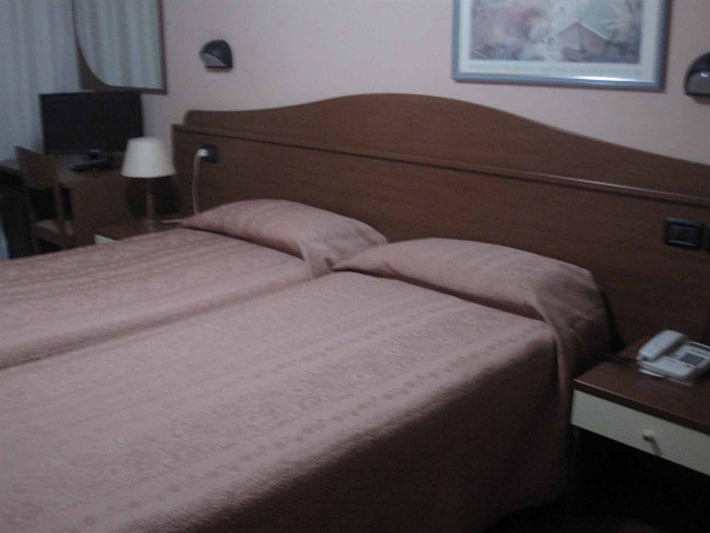 Hotel Roma Ασίζη Εξωτερικό φωτογραφία